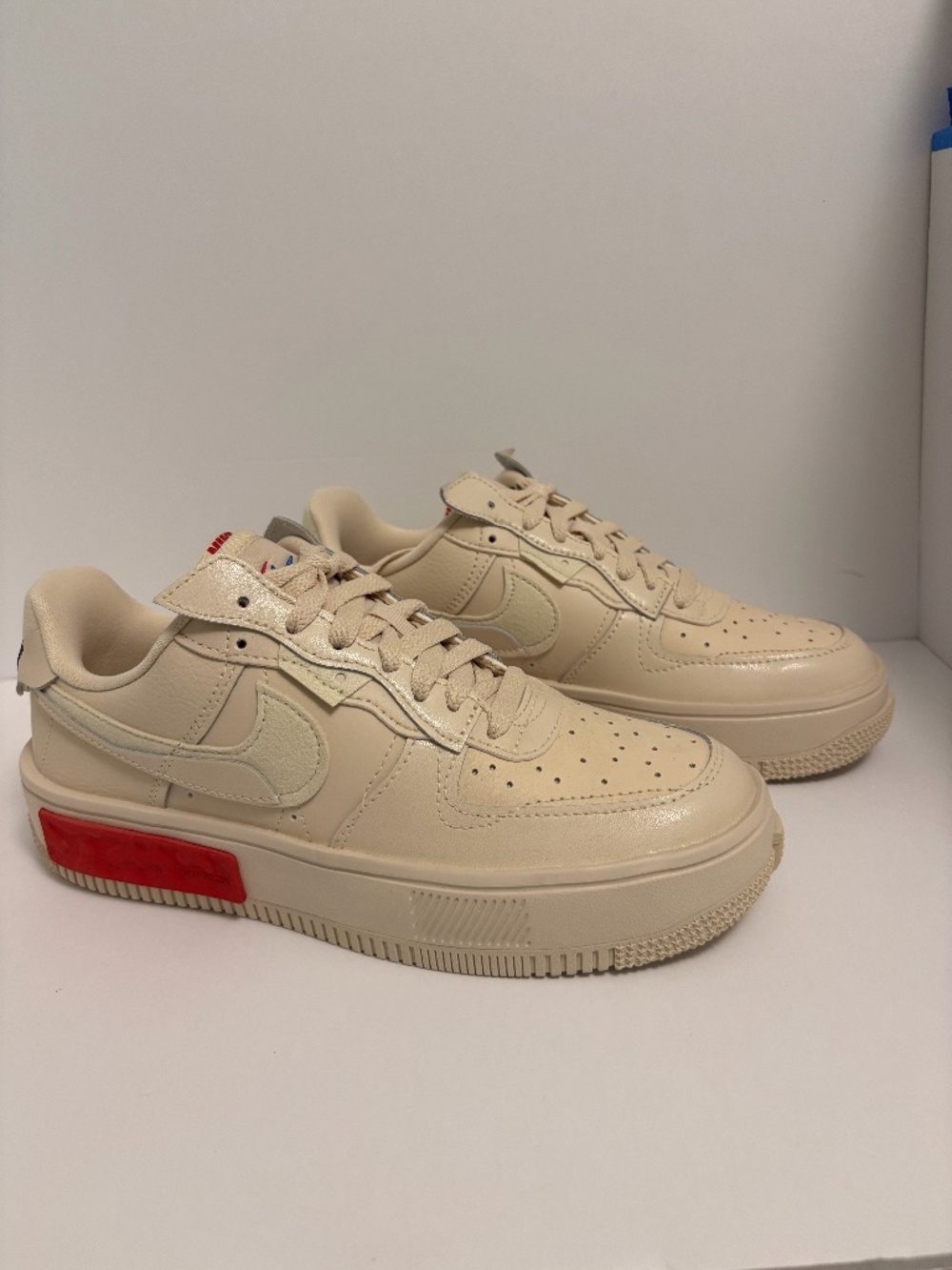 Nike Women's Air Force 1 Fontana "Pearl White University Red"